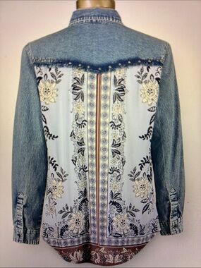 🆕Denim-Back Panel Floral Blouse